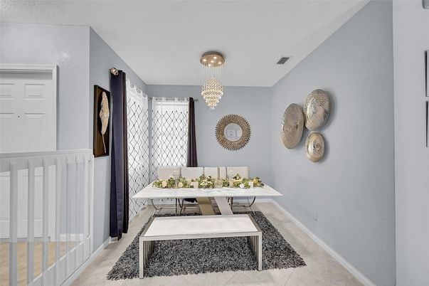 Chandelier, Dining room, Interior