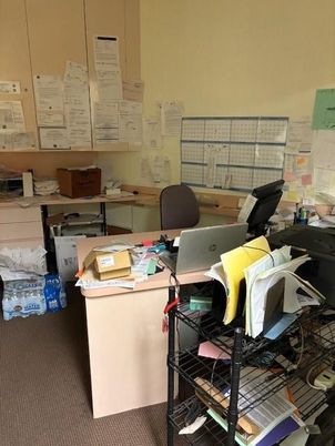 Home Office, Interior