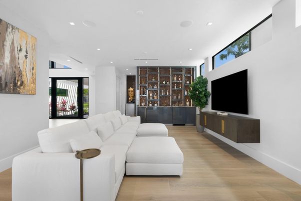 Interior, Living room, Recessed Lighting, Wood Texture Flooring