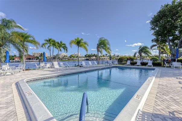 Exterior, Pool, Water