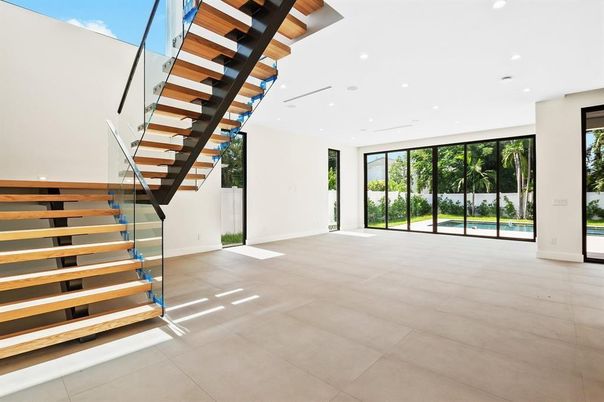 Empty room, Interior, Recessed Lighting