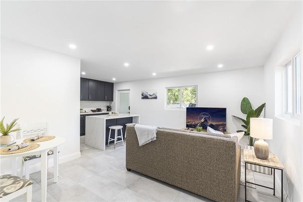Interior, Kitchen, Living room, Recessed Lighting