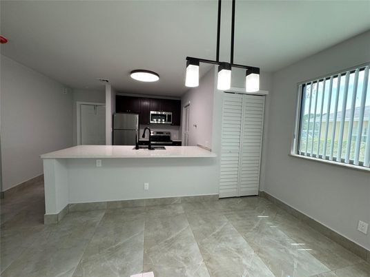 Interior, Kitchen, Pendant Lights, Stainless Steel Appliances