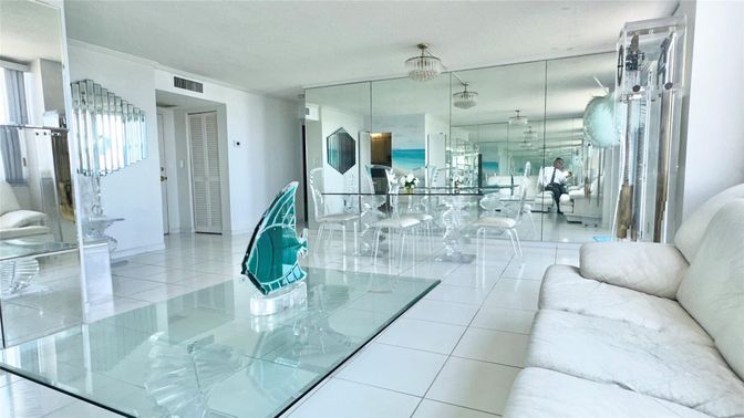Dining room, Interior, Water