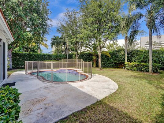 Backyard, Exterior, Pool