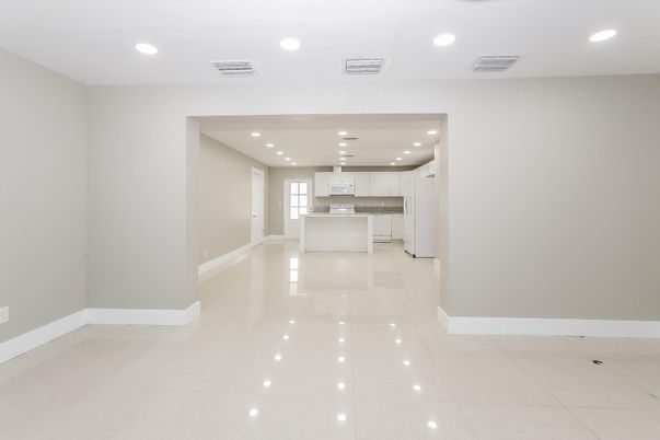 Empty room, Interior, Kitchen, Recessed Lighting