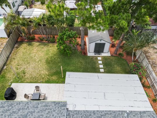 Exterior, Drone