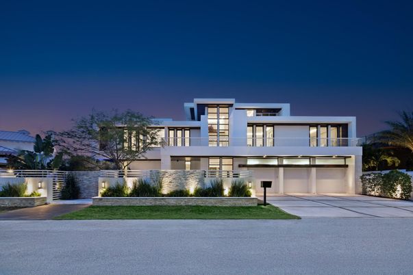 Attached, Exterior, Facade, Modern