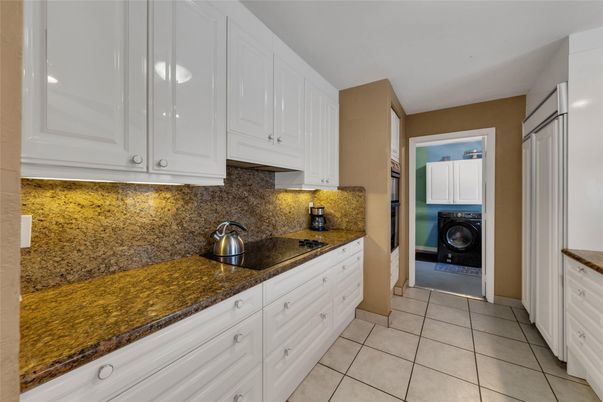 Interior, Kitchen, Washer
