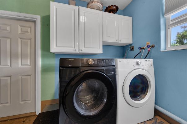 Interior, Washer