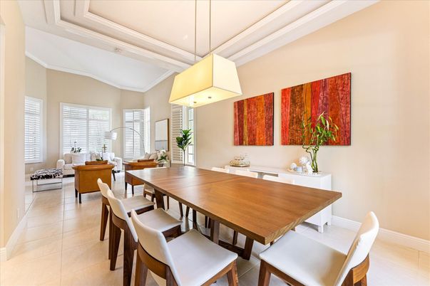 Dining room, Interior, Living room, Pendant Lights