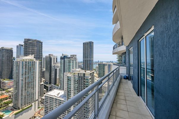 Exterior, Other, Skyline