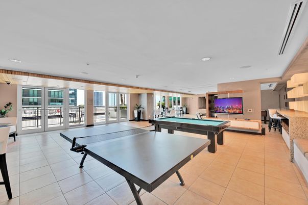 Billiard Table, Game Room, Interior, Recessed Lighting