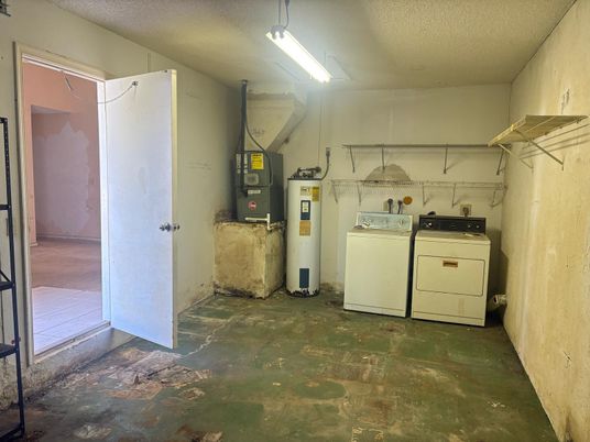 Interior, Utility Closets, Washer
