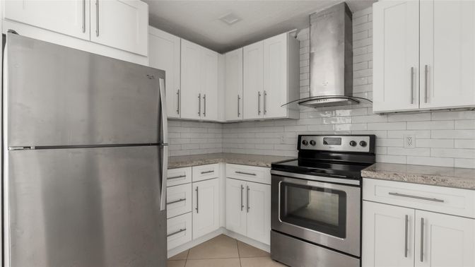 Interior, Kitchen, Stainless Steel Appliances