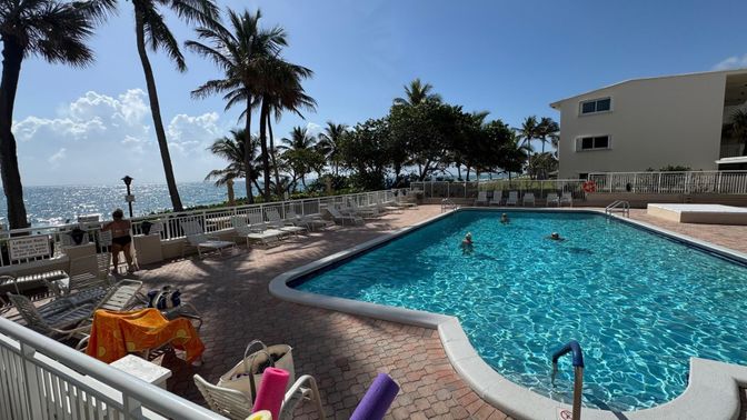 Exterior, Pool, Water