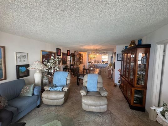 Dining room, Interior, Living room, Pendant Lights