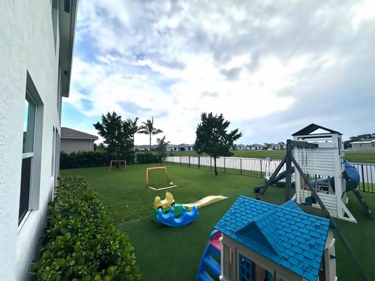 Backyard, Exterior, Playground