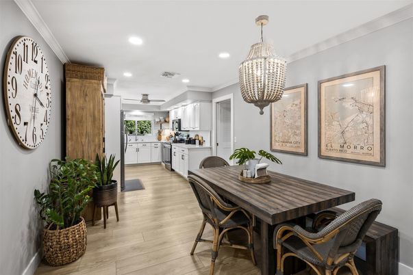 Chandelier, Dining room, Interior, Kitchen, Recessed Lighting, Wood Texture Flooring