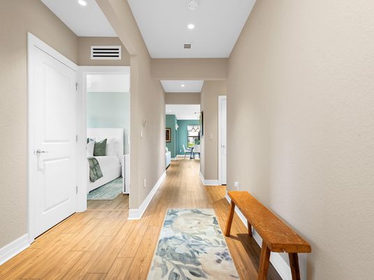 Interior, Recessed Lighting, Wood Texture Flooring
