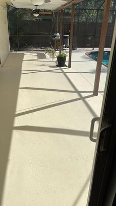 Interior, Pool, Sun Room