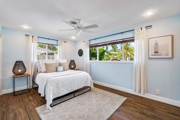 Bedroom, Interior, Recessed Lighting, Wood Texture Flooring