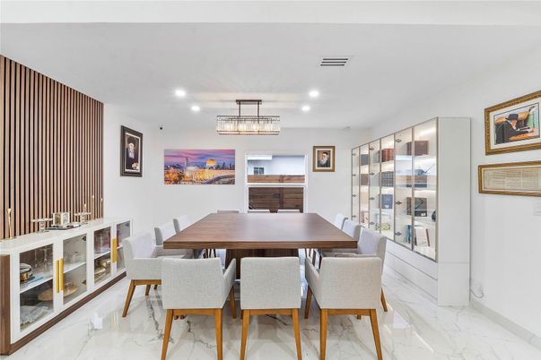 Dining room, Interior, Marble, Recessed Lighting