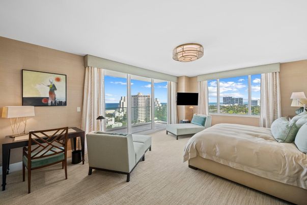 Bedroom, Interior, Water