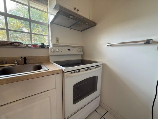 Interior, Kitchen, Washer