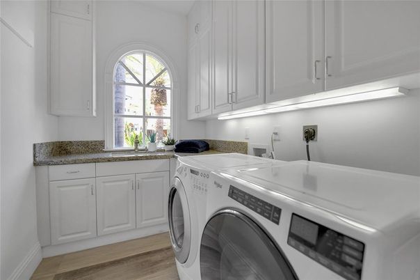 DE Listing image placeholder