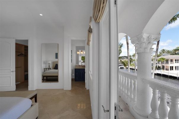 Interior, Recessed Lighting, Water