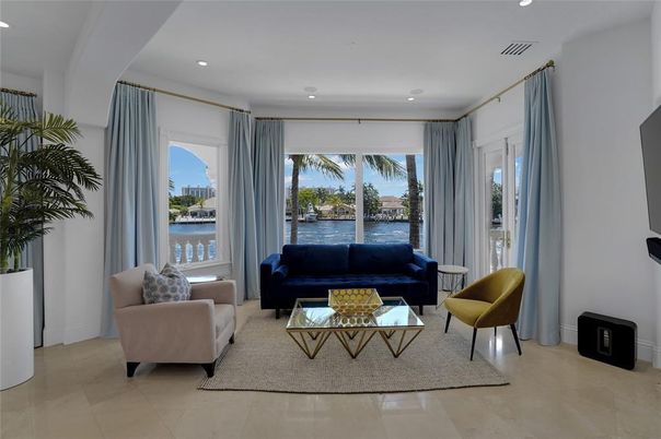 Interior, Living room, Recessed Lighting, Water