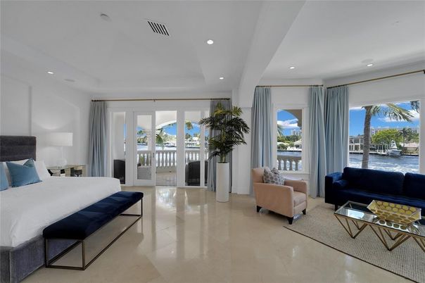 Bedroom, Interior, Living room, Recessed Lighting, Water