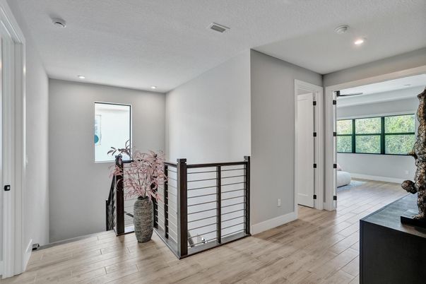 Interior, Recessed Lighting, Wood Texture Flooring