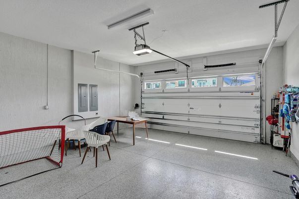 Garage, Interior