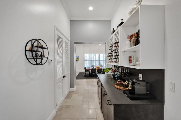 Dining room, Interior, Recessed Lighting