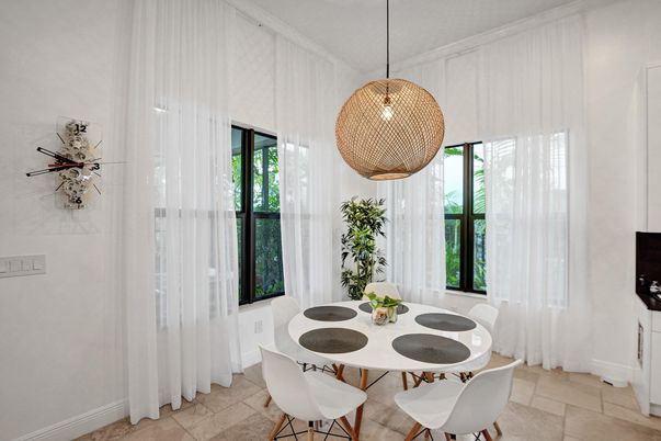 Dining room, Interior, Pendant Lights