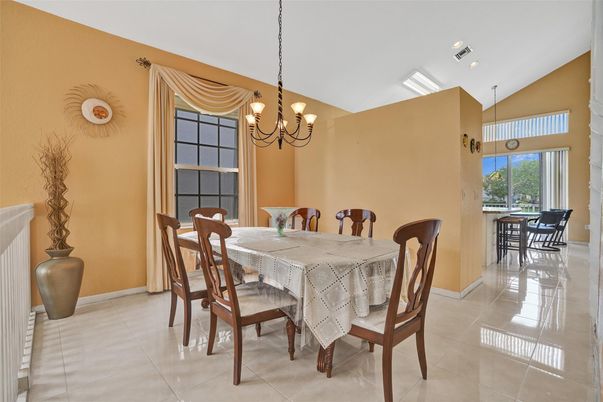 Chandelier, Dining room, Interior, Pendant Lights, Recessed Lighting