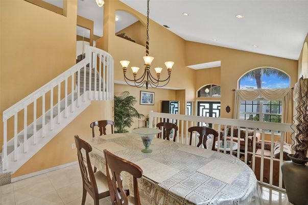 Chandelier, Dining room, Interior, Recessed Lighting