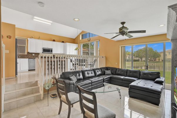 Interior, Kitchen, Living room, Recessed Lighting