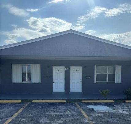 Exterior, Facade, None