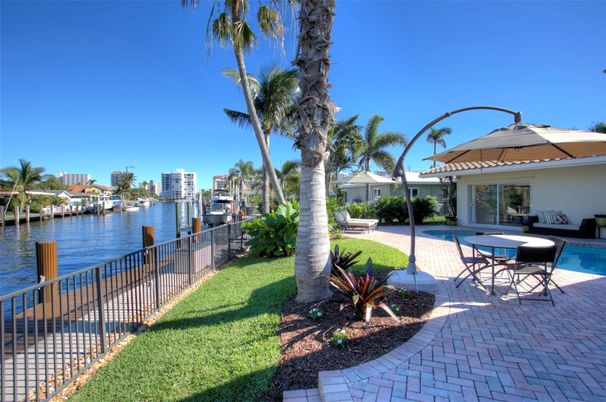 Exterior, Pool, Water