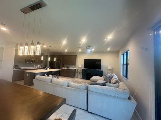 Interior, Kitchen, Living room, Pendant Lights, Recessed Lighting