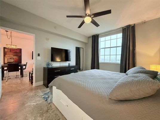 Bedroom, Dining room, Interior, Pendant Lights