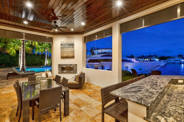 Exterior, Fireplace, Pool, Recessed Lighting, Water