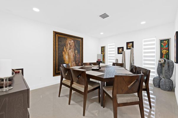 Dining room, Interior, Recessed Lighting
