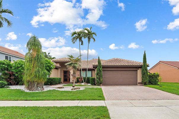Attached, Backyard, Exterior, Facade, Mediterranean