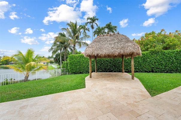 Backyard, Exterior, Water