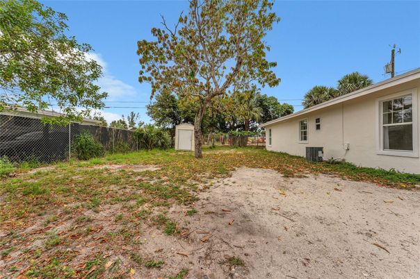 Backyard, Exterior