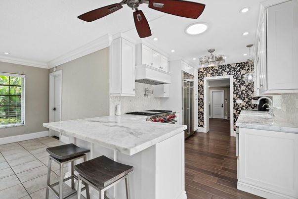 Interior, Kitchen, Recessed Lighting, Wood Texture Flooring